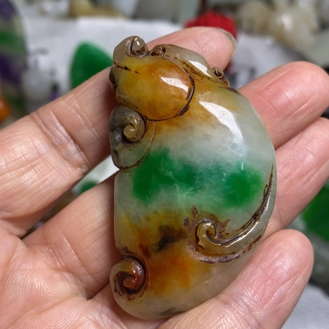 和田玉（糖玉）未镶嵌颈饰