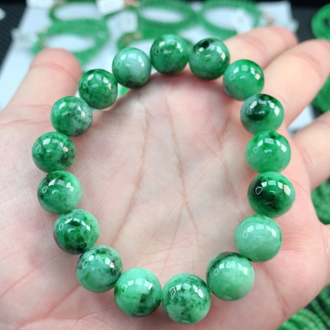 翡翠手链未镶嵌翡翠