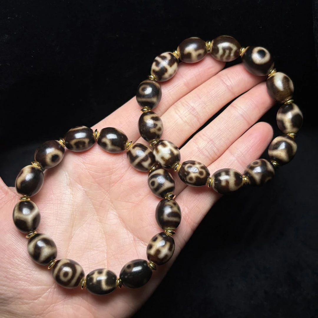 【曹美丽精选】 H36280-玛瑙单圈手串（隐）-多样性发其一-12x14mm