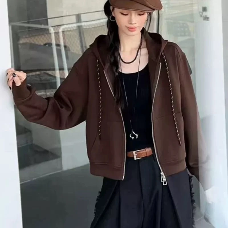 秋冬季新款抽绳连帽休闲外套洋气减龄淑女风上衣女装加绒外套