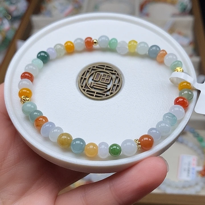 未镶嵌手串翡翠半价优惠无鉴赏