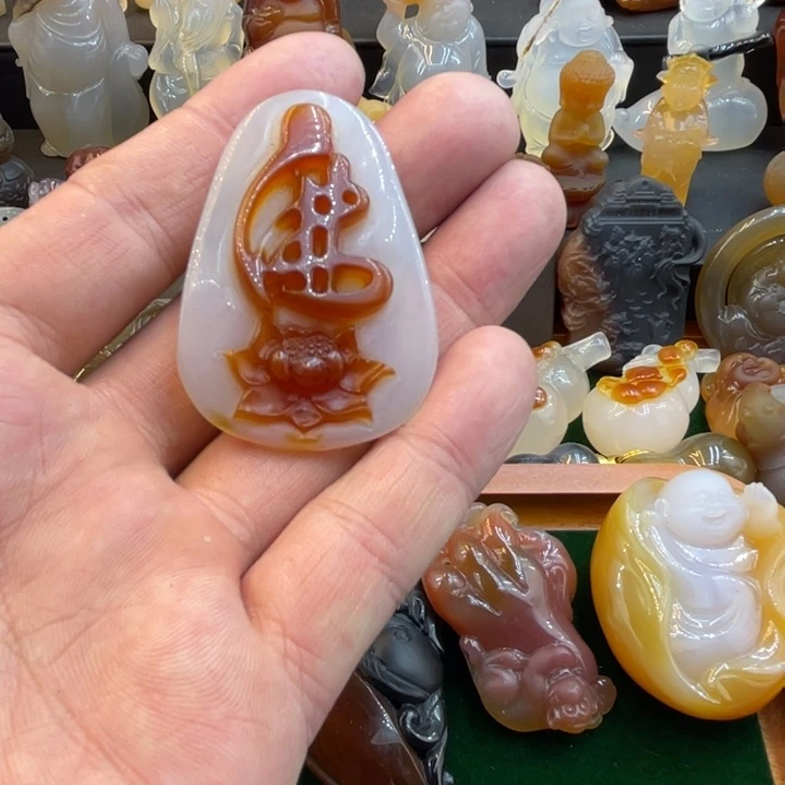 玛瑙/玉髓未镶嵌颈饰