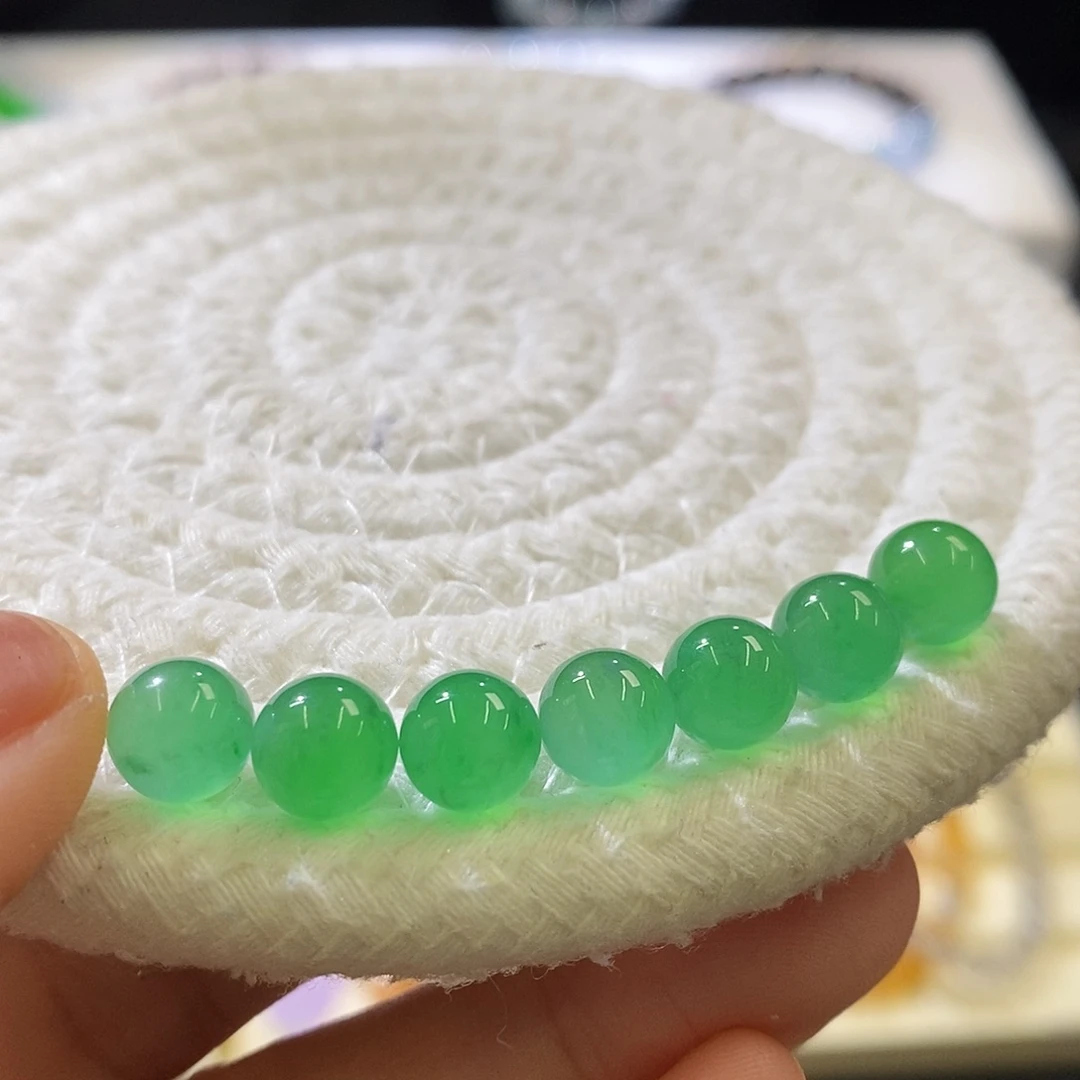 未镶嵌摆件翡翠一组绿珠珠