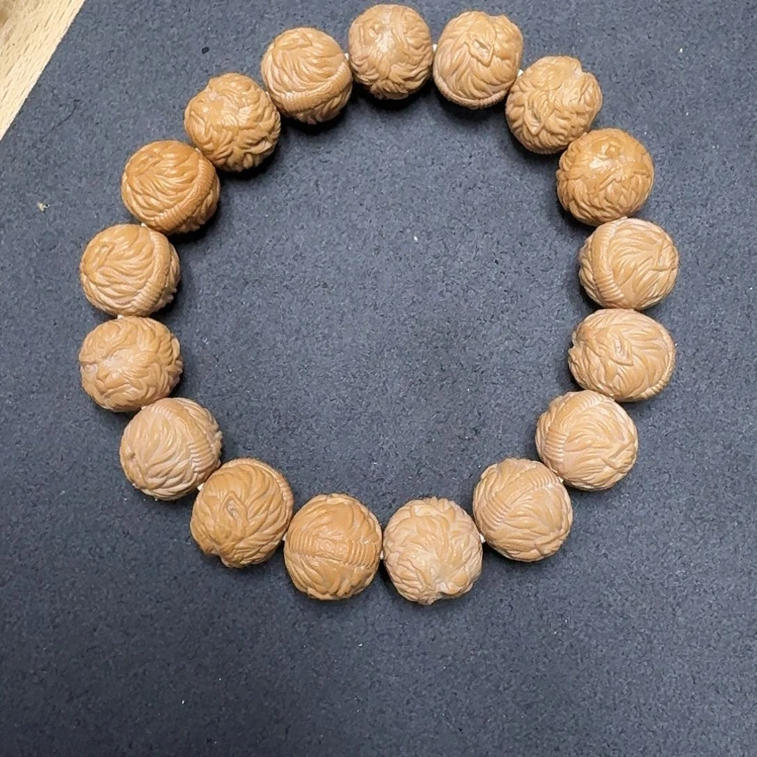 手串猴头核桃Th00118大圣百态单圈15mm