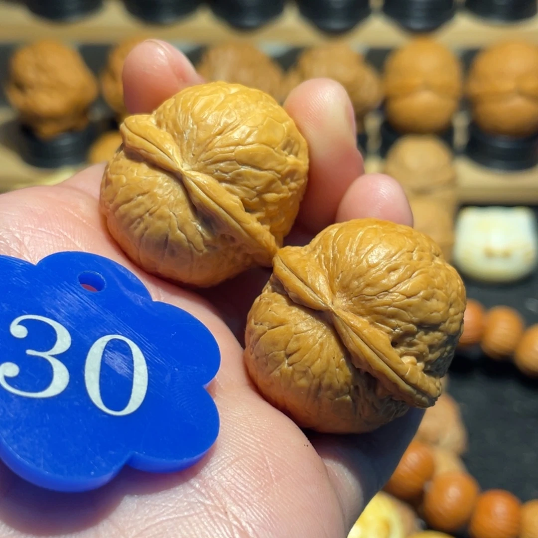 小铃铛核桃32。