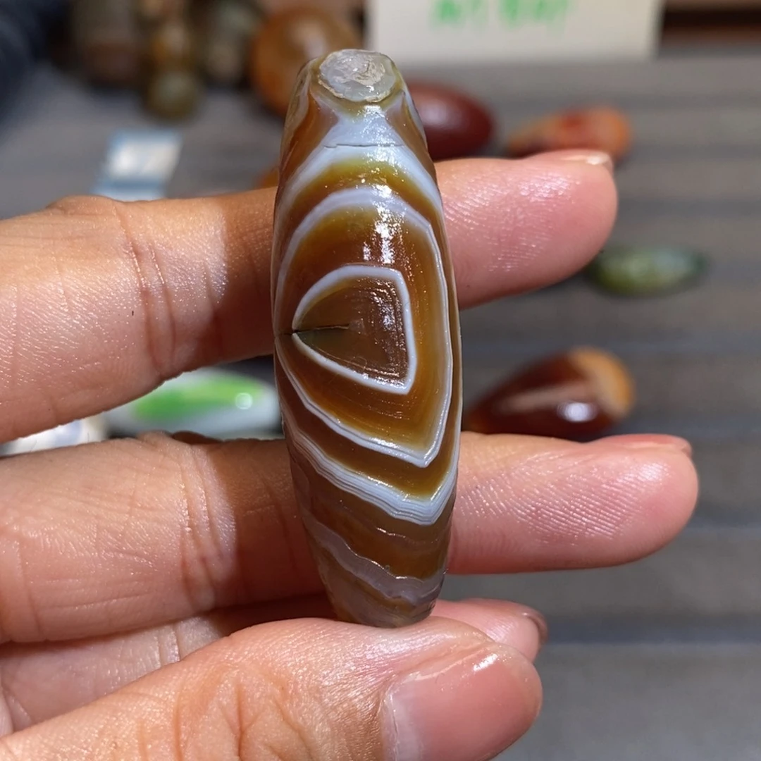 洪***瑞玛瑙/玉髓手链未镶嵌