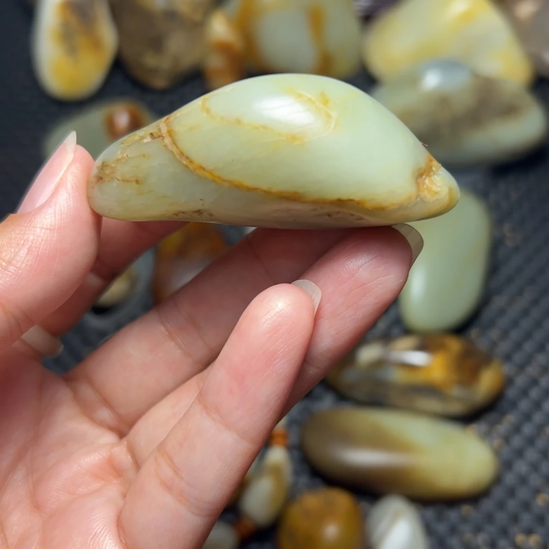 未镶嵌和田玉挂件72