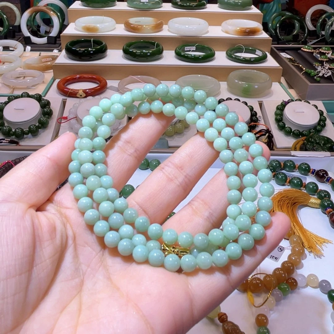 和田玉未镶嵌颈饰高品黑羊洞108