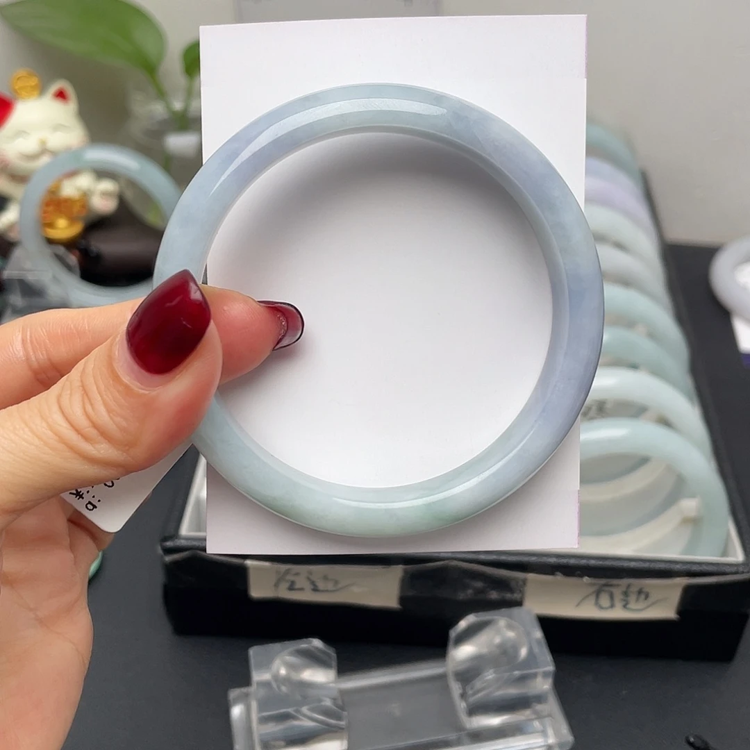 翡翠手镯未镶嵌59.5正圈小纹