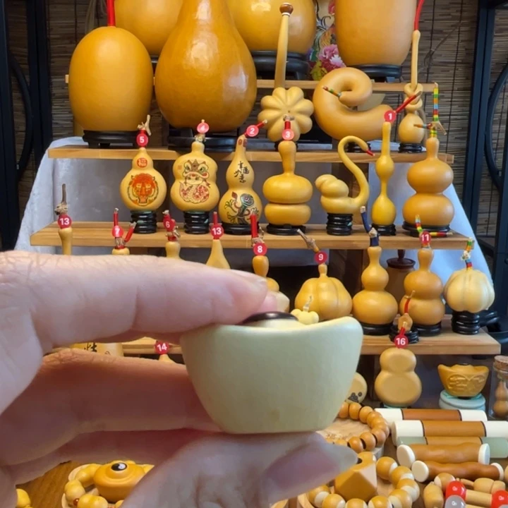 C****怡天然葫芦自然生长