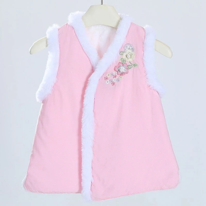 儿童马甲女童汉服唐装宝宝冬季外穿保暖新款中式背心拜年加厚外套