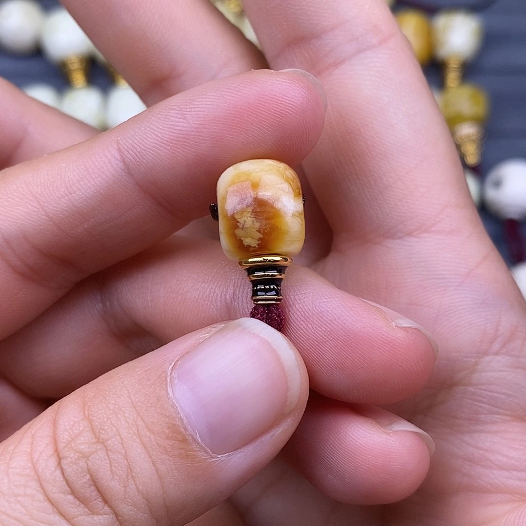 琥珀18K金镶嵌裸石10mm 蜜蜡金塔三通