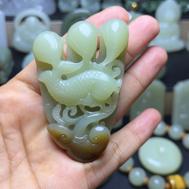 和田玉未镶嵌颈饰