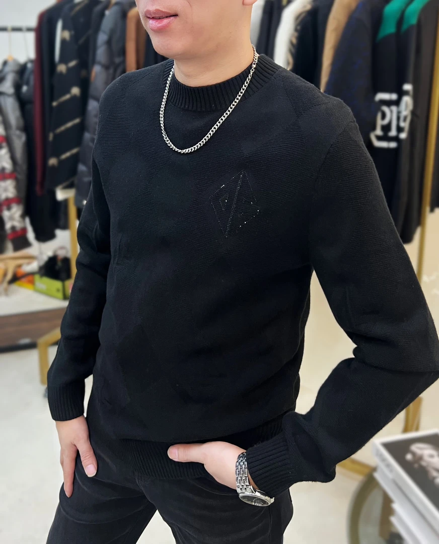 015男士黑色欧版轻奢时尚（OP）加厚毛衣