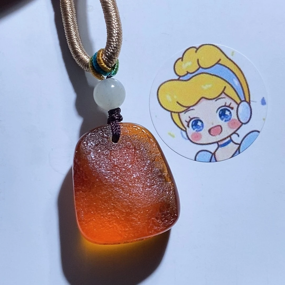 未镶嵌琥珀珠宝奇石