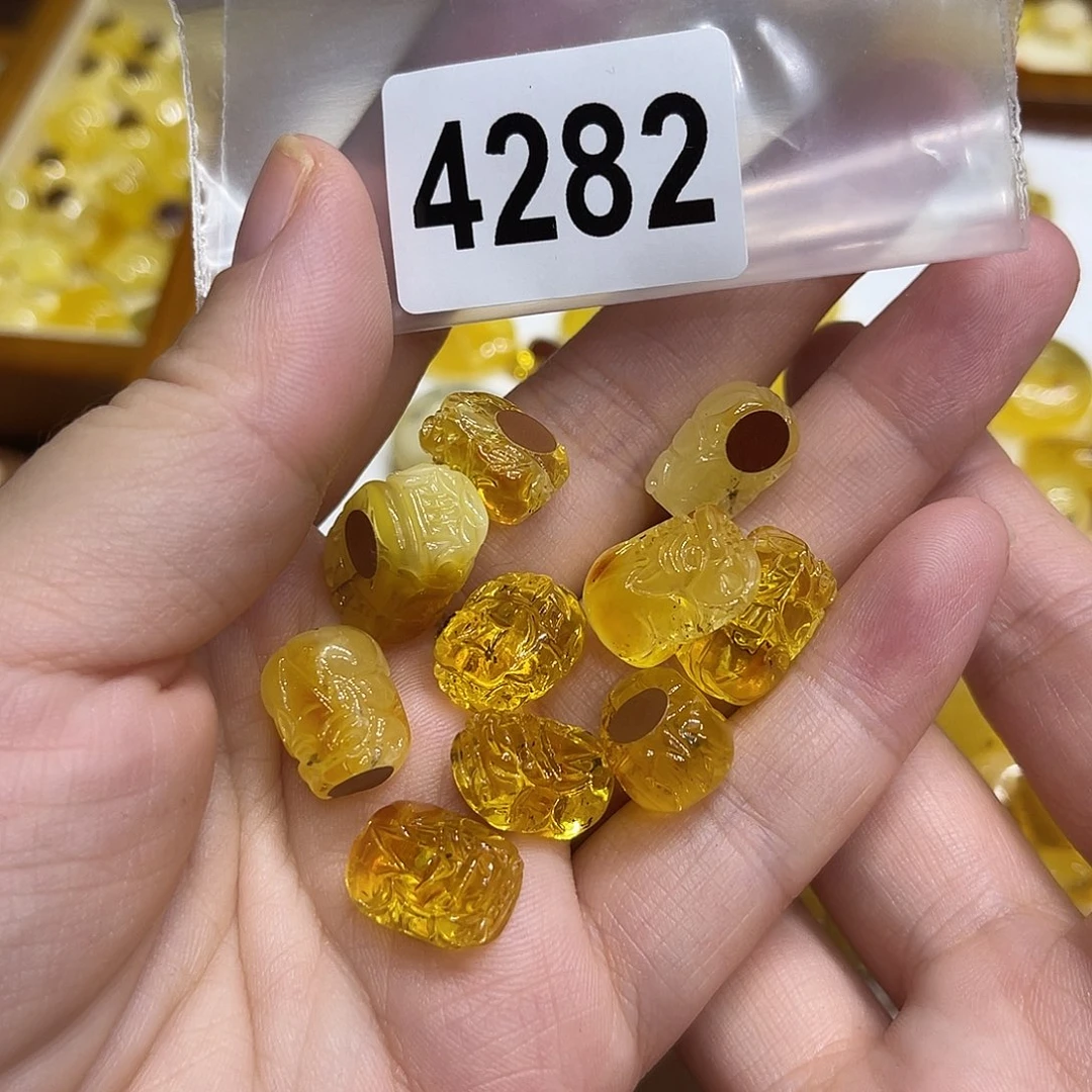 琥珀未镶嵌珠宝奇石