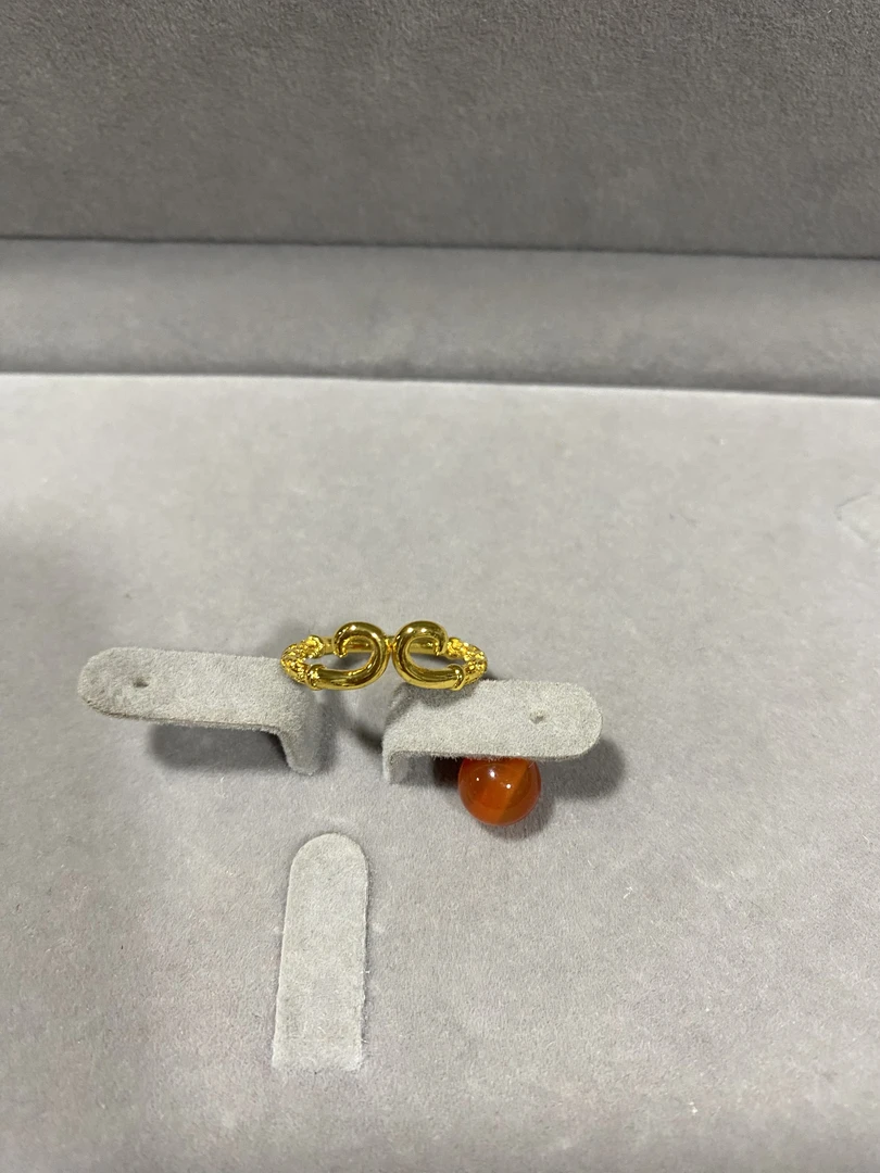A602阿文专属金色精工金箍戒指 玛瑙珠 渡金 饰品多样性发货