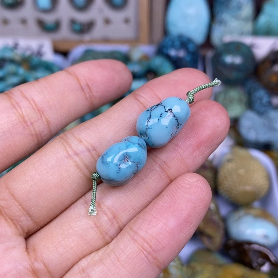 森***未镶嵌绿松石颈饰
