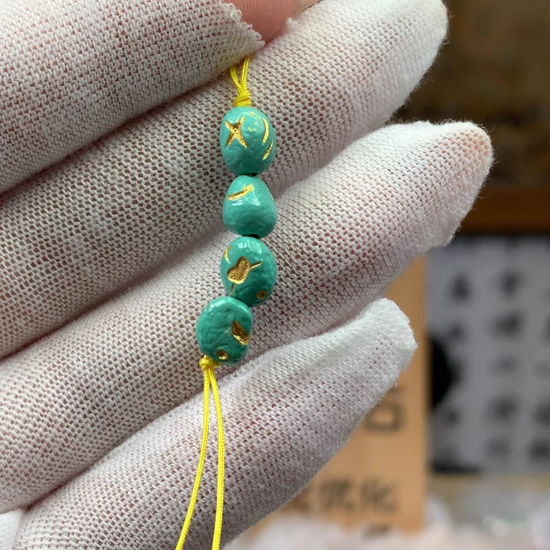 绿松石未镶嵌挂件