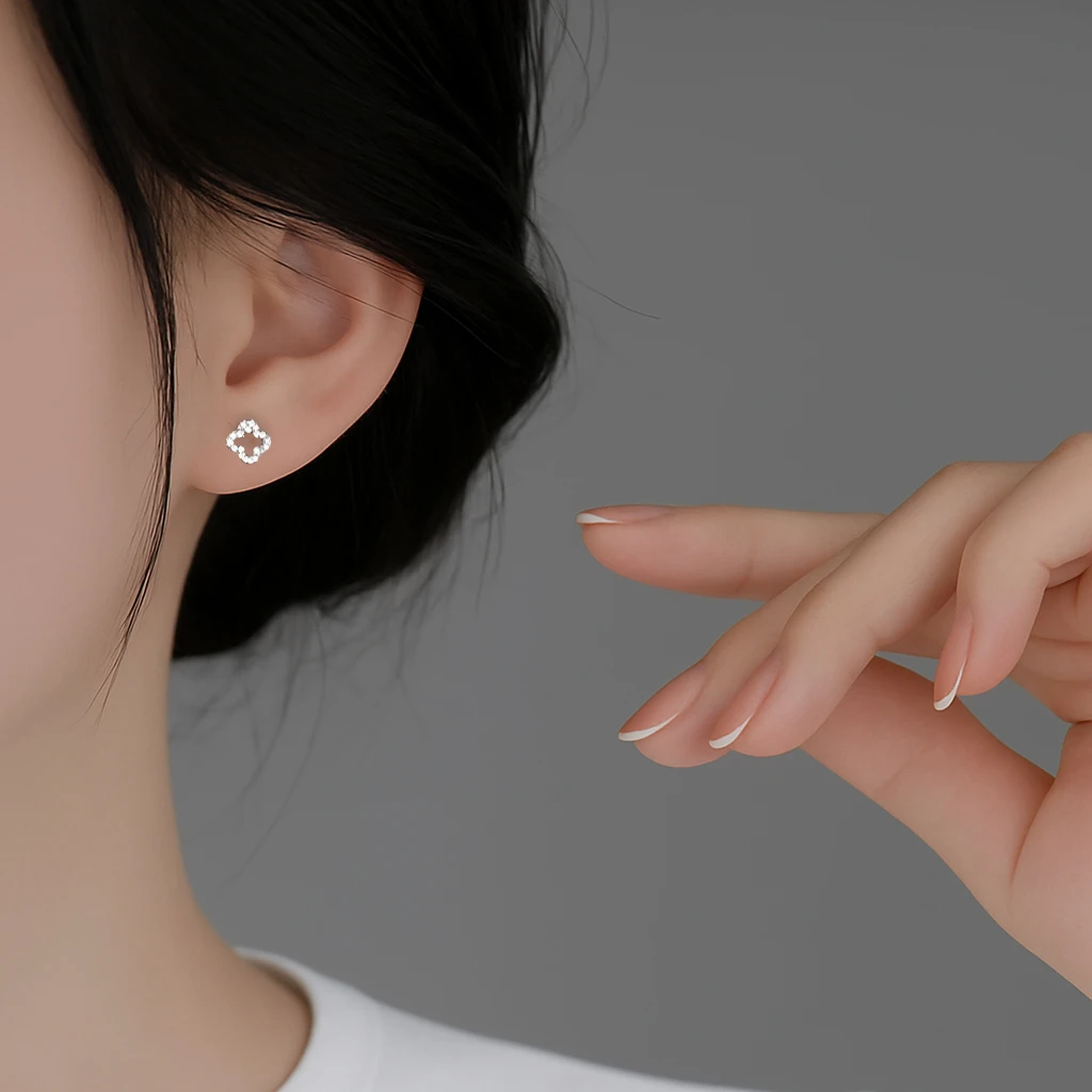 铜合金耳饰 耳钉女潮镂空四叶草耳环2025新款爆款轻奢设计时尚