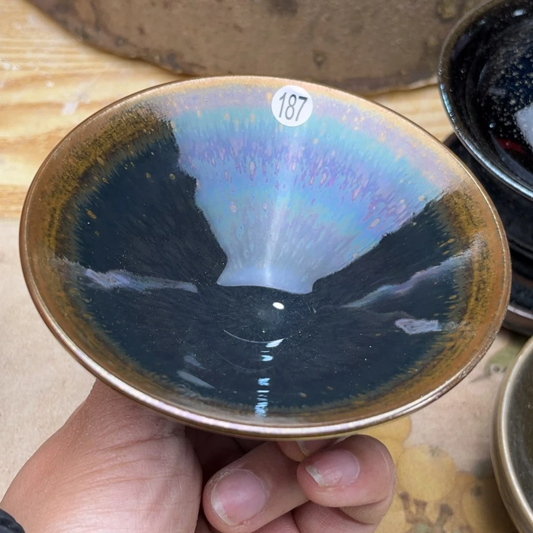 茶盏义兴龙窑坚持真柴烧