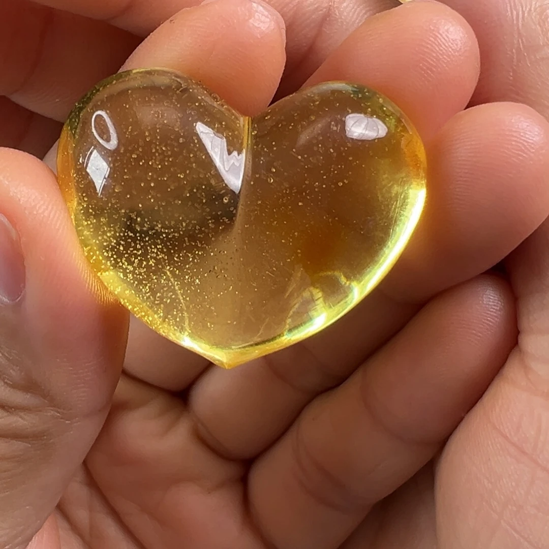 琥珀未镶嵌裸石琥珀