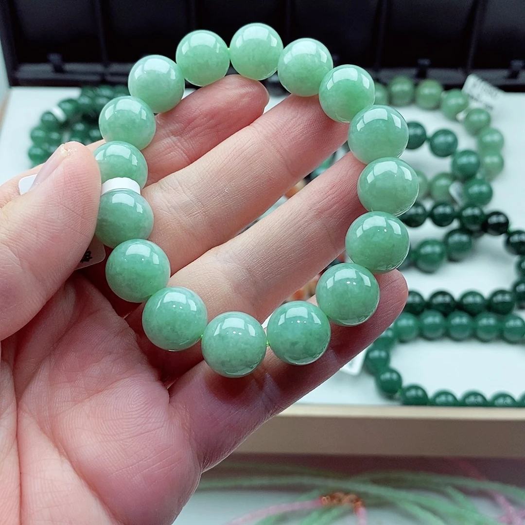 翡翠未镶嵌毛衣链