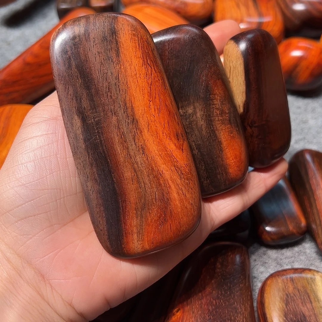 c***u交趾黄檀（大红酸枝）