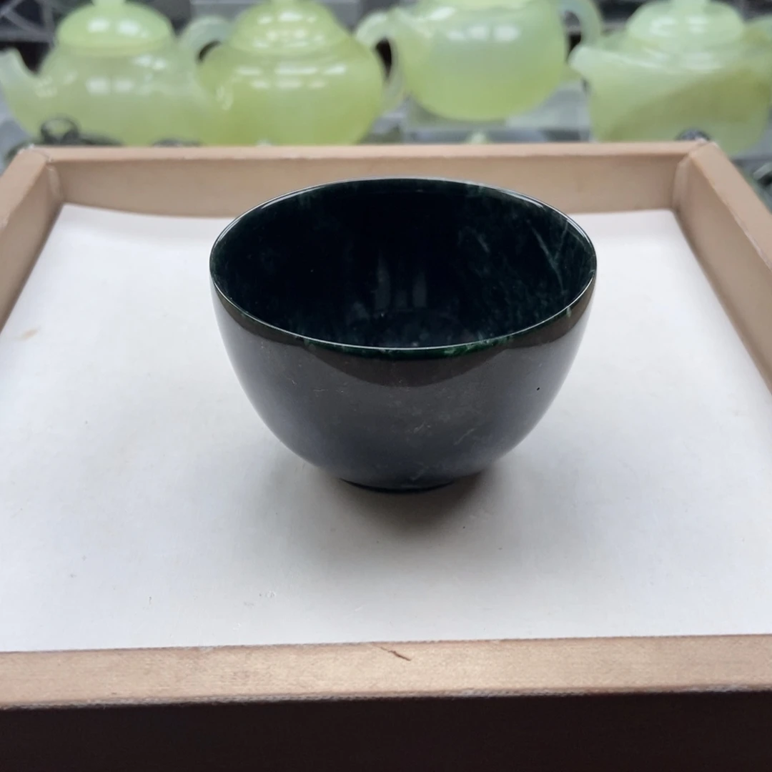 未镶嵌蛇纹石玉主人杯