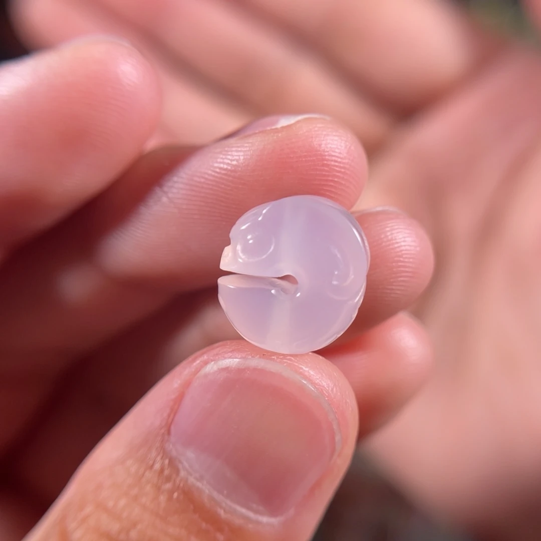 玛瑙/玉髓中洞子玉猪龙12*11.3未镶嵌