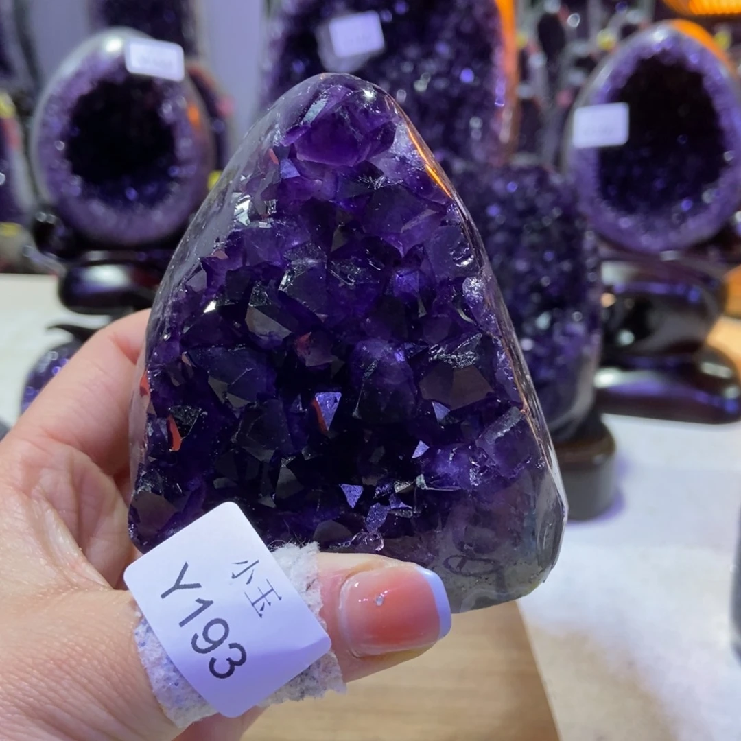 水晶摆件未镶嵌摆件