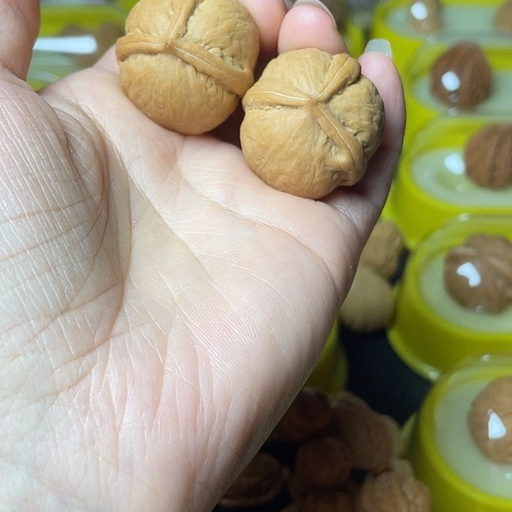 小***万文玩核桃吊坠三楞