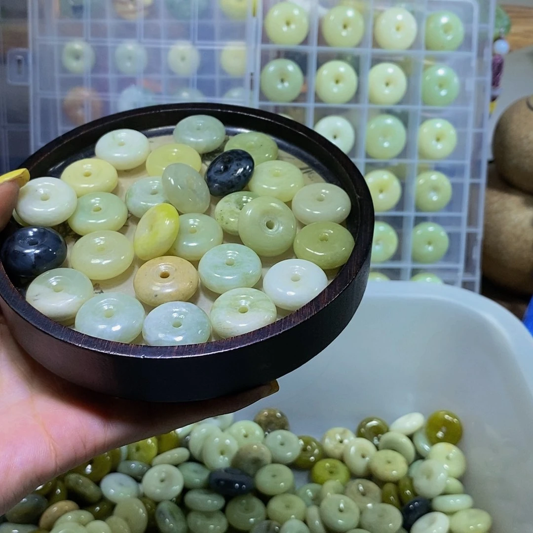 蛇纹石玉未镶嵌其他37