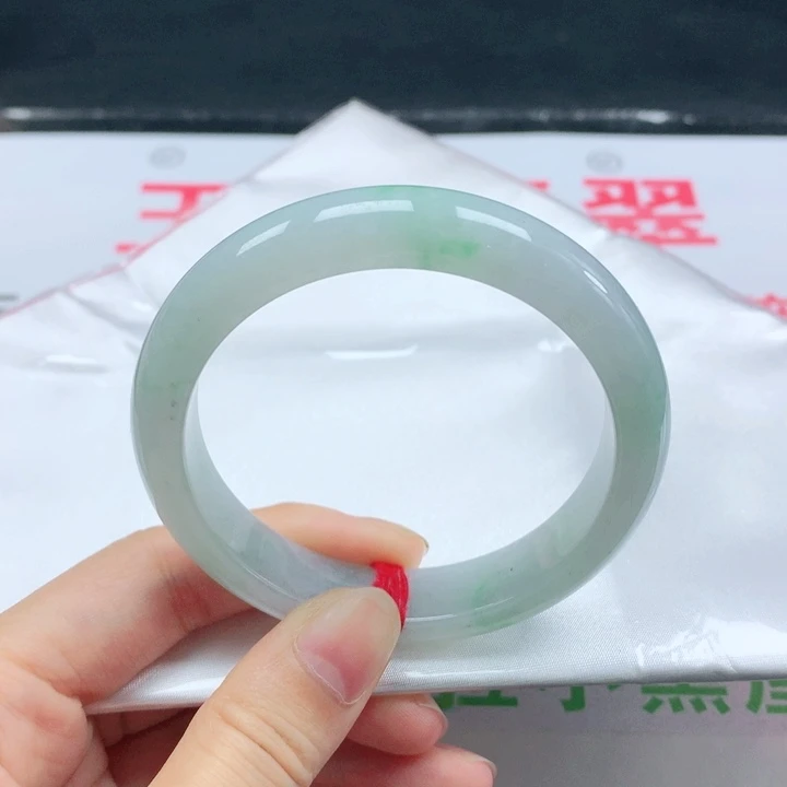 翡翠手镯未镶嵌翡翠手镯54