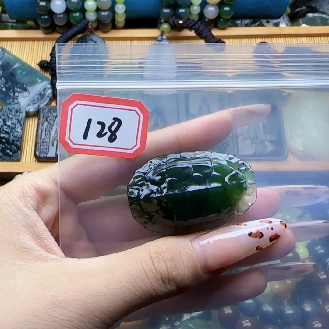 <***>未镶嵌和田玉珠宝半成品