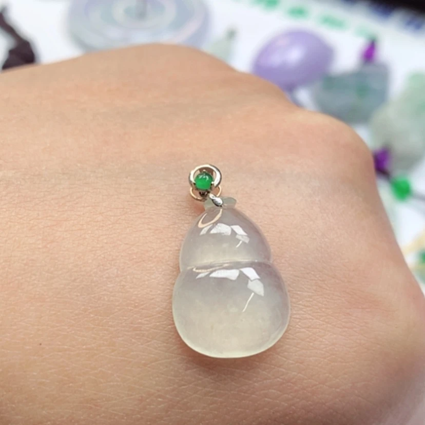 【闪购商品】18K金镶嵌手镯翡翠葫芦吊坠