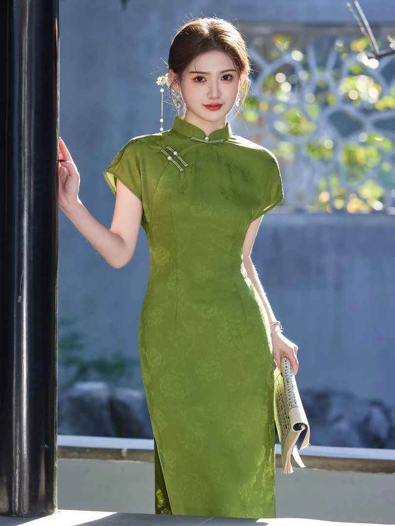 367 年轻款绿色蝴蝶印花半开襟|绿蝶|旗袍(以直播间展示为主)