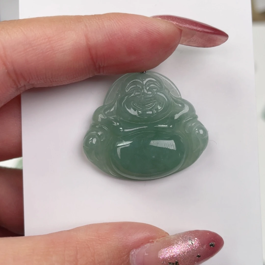 翡翠未镶嵌颈饰佛公