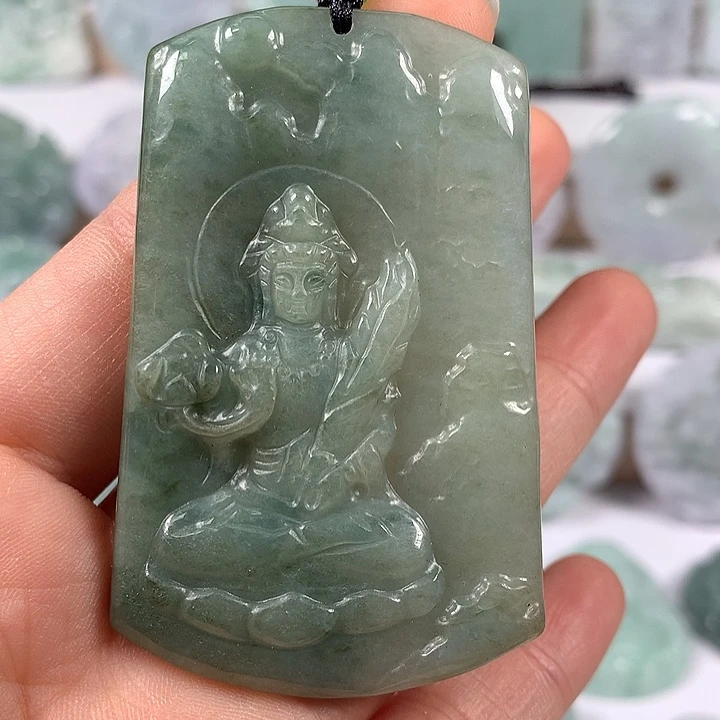 翡翠未镶嵌颈饰虚空藏福利