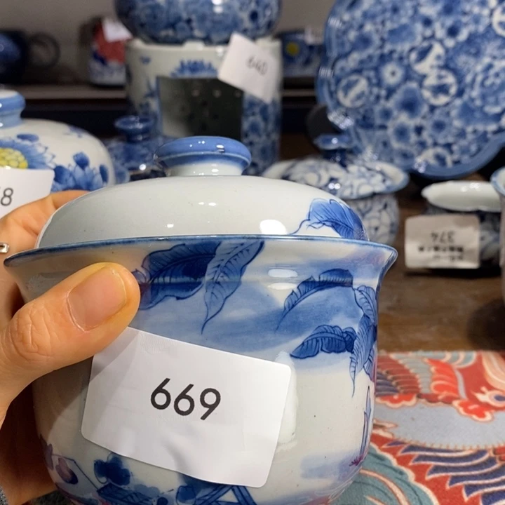 青花瓷景德镇手绘芭蕉小猫炖盅
