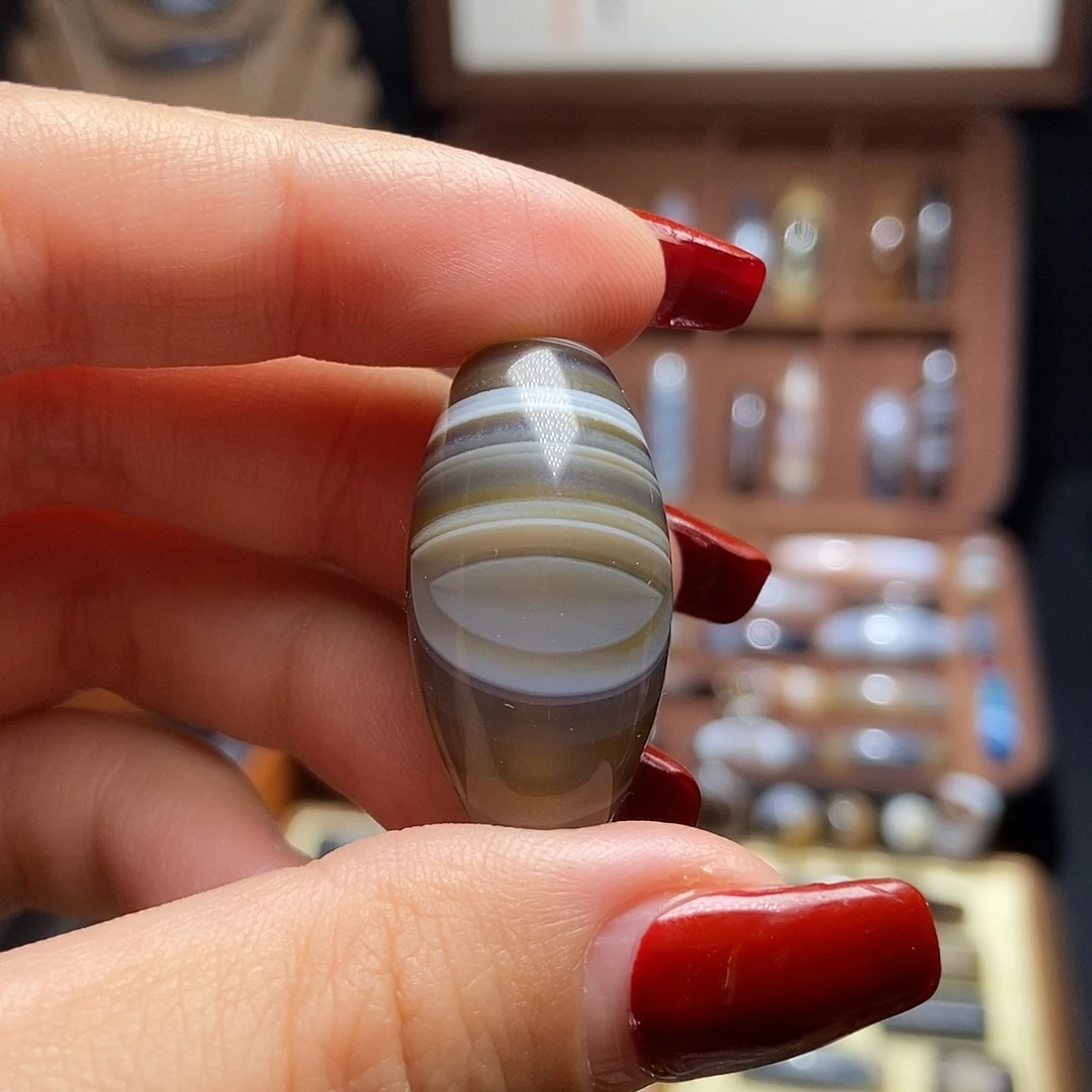 玛瑙/玉髓未镶嵌吊坠(赠链)