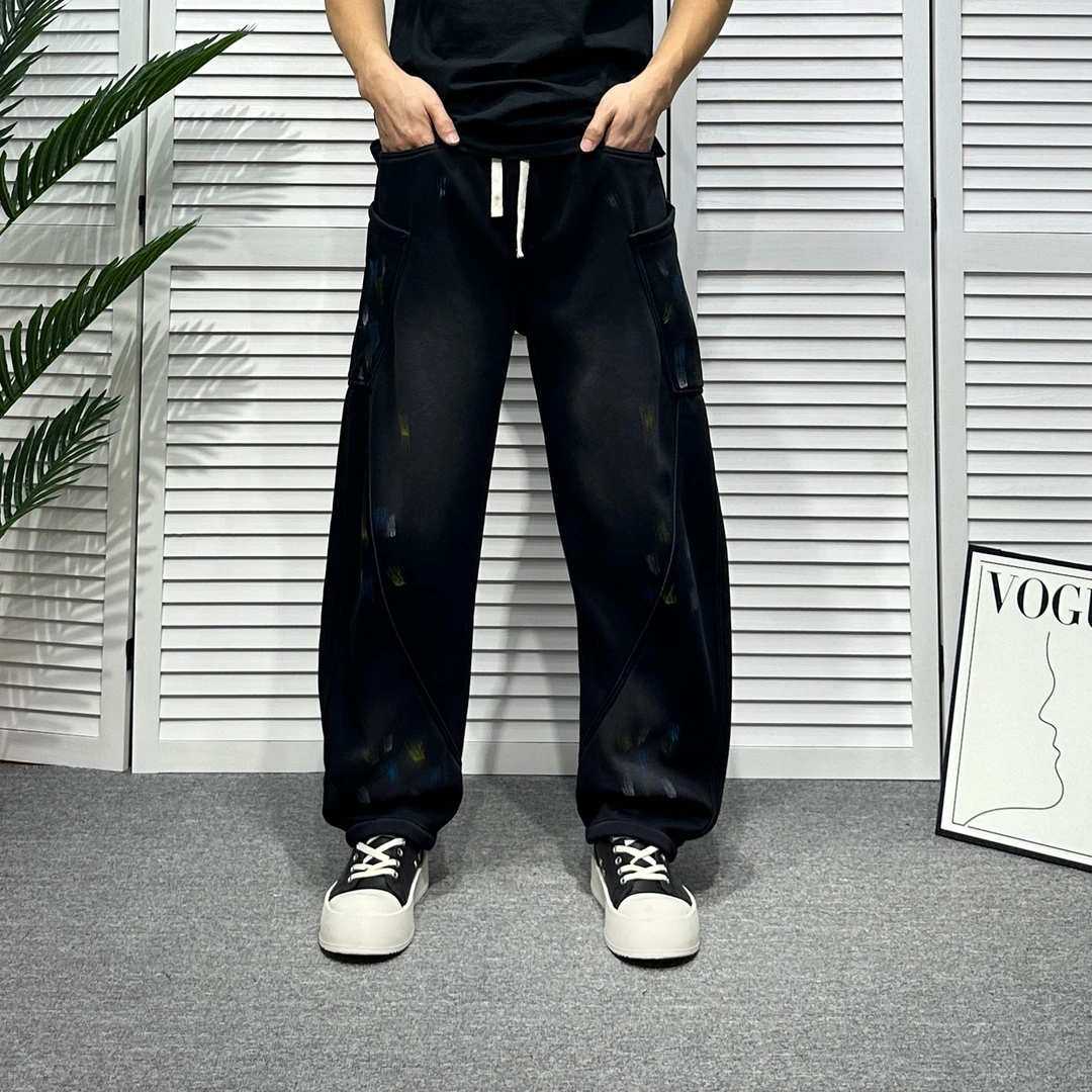 2025秋冬男重磅加绒彩绘泼墨休闲裤青年痞帅卫裤潮牌设计感弯刀裤