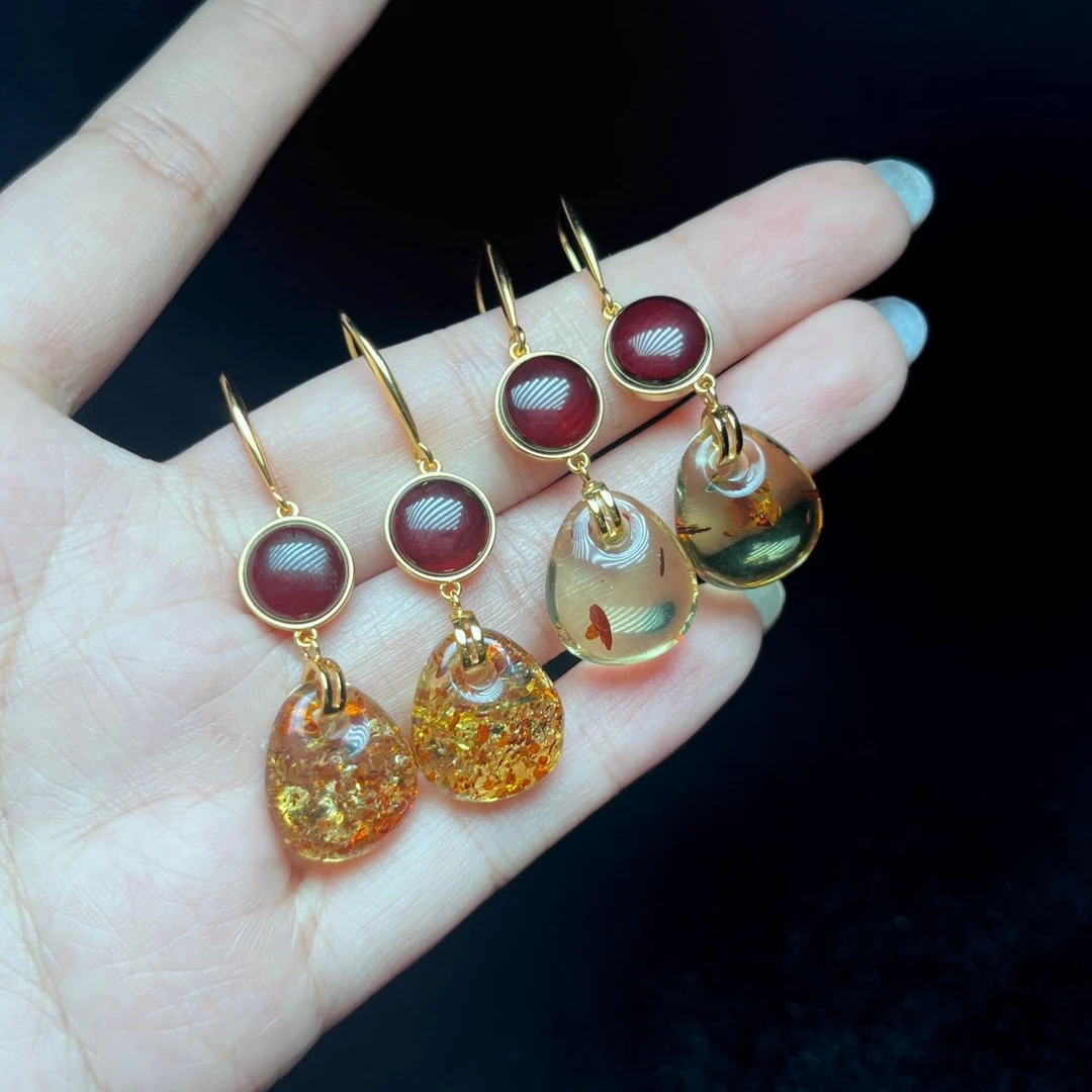 V89409-K 琥珀耳坠-多样性发其一 花珀13*15*6 血珀9mm（商城）