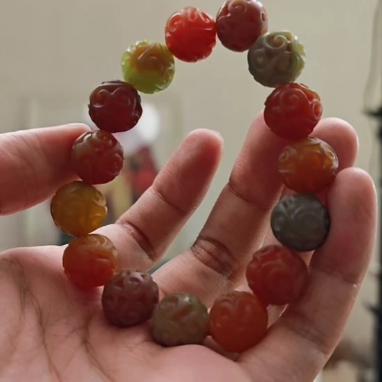 玛瑙/玉髓手串未镶嵌流*雨