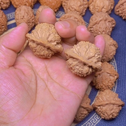 【闪购商品】文玩核桃吊坠官帽41