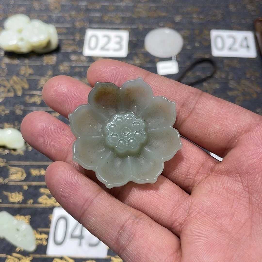 和田玉吊坠未镶嵌鹏***鹏