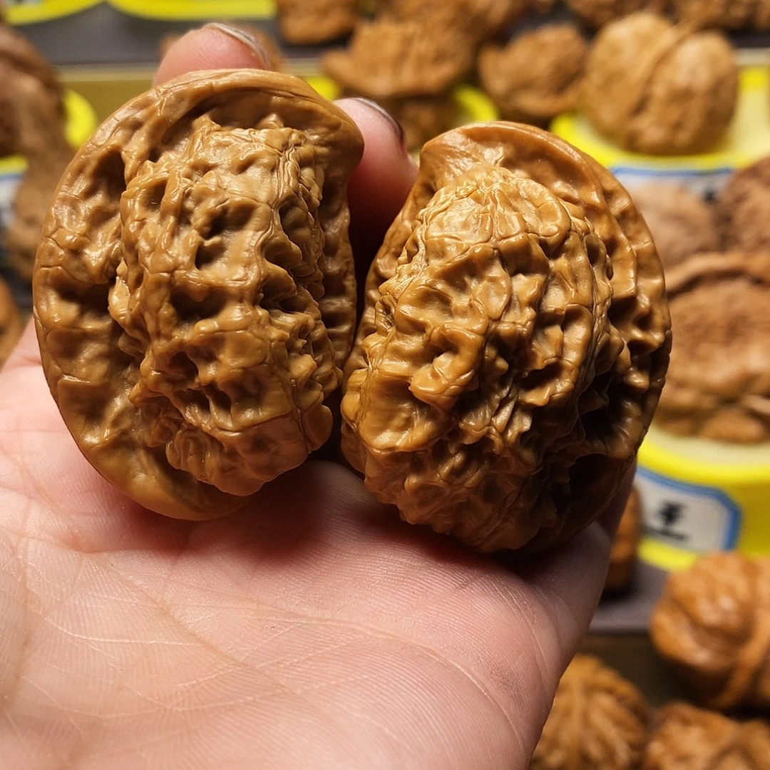 吊坠文玩核桃座山雕