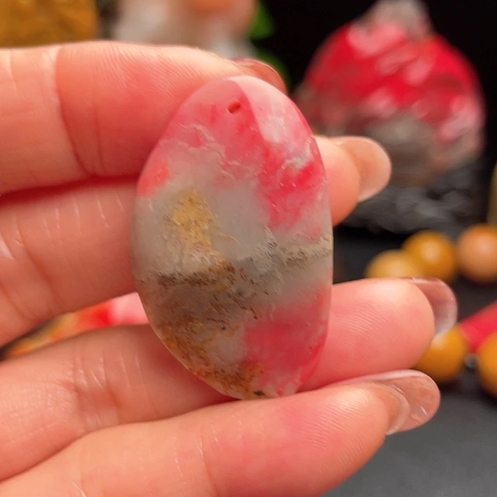 鸡血石好**连昌化鸡血石软底手工刻挂件