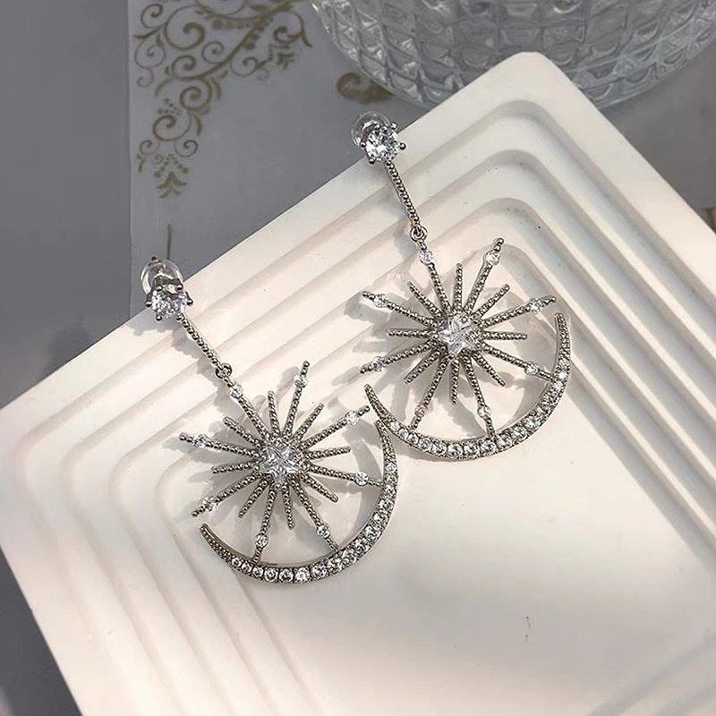 合金锆石耳饰 韩系气质百搭显脸瘦八芒星耳环太阳星星月亮新款