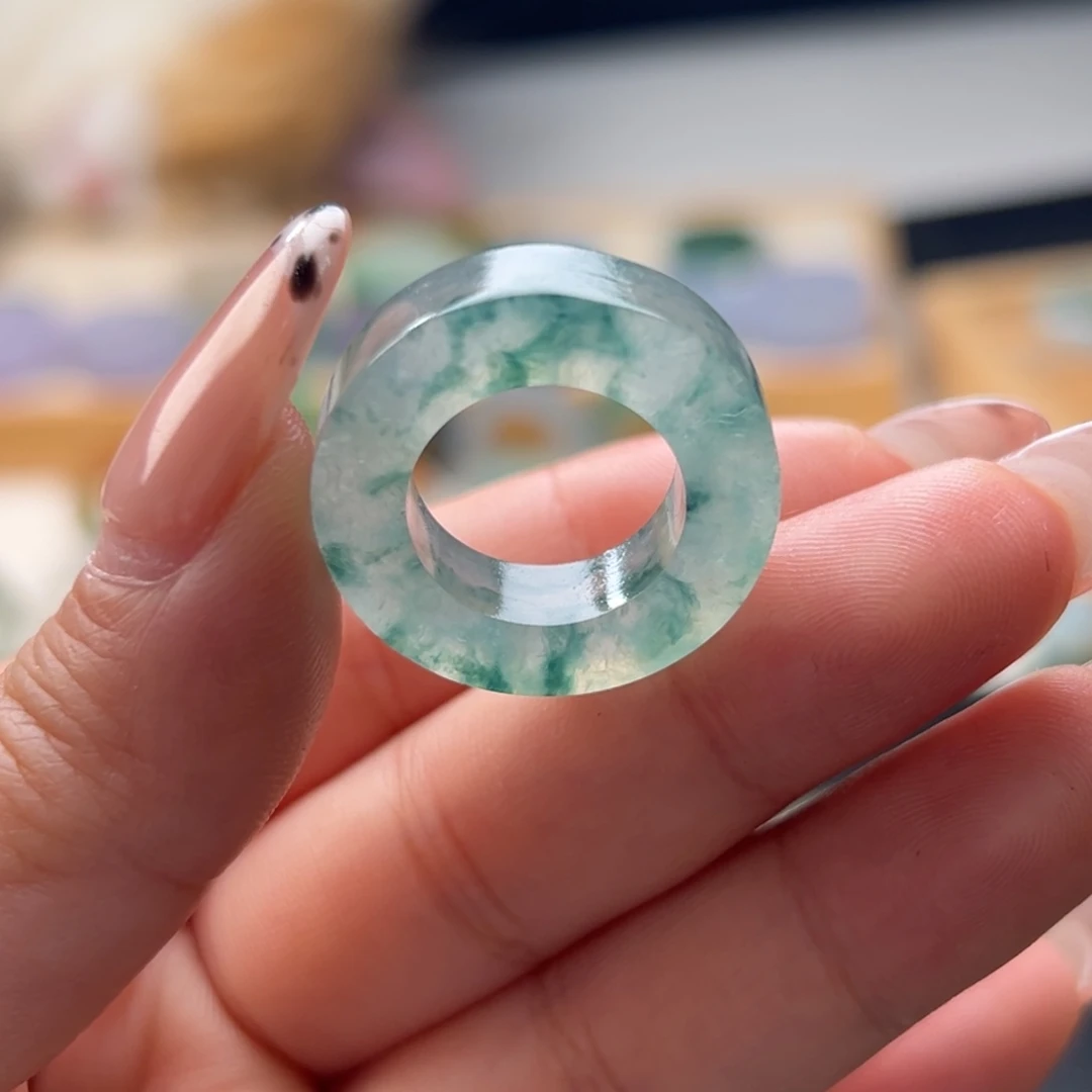 定制翡翠未镶嵌8/15冰飘花